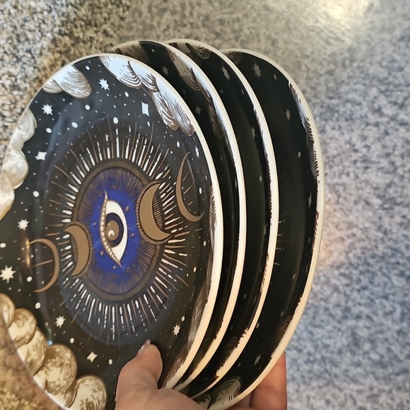 Mystical Eye NWT Design Plates - Picture 3 of 5
